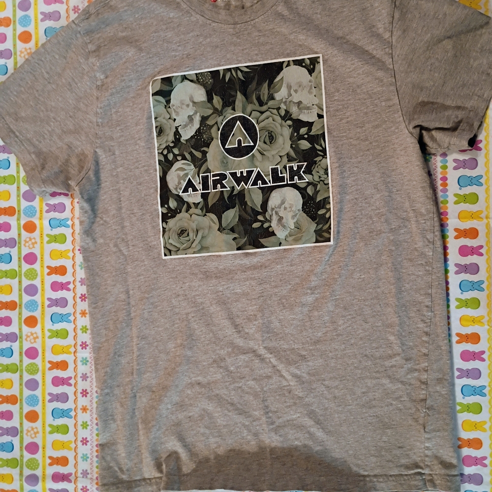 Airwalk Heather Gray Tee